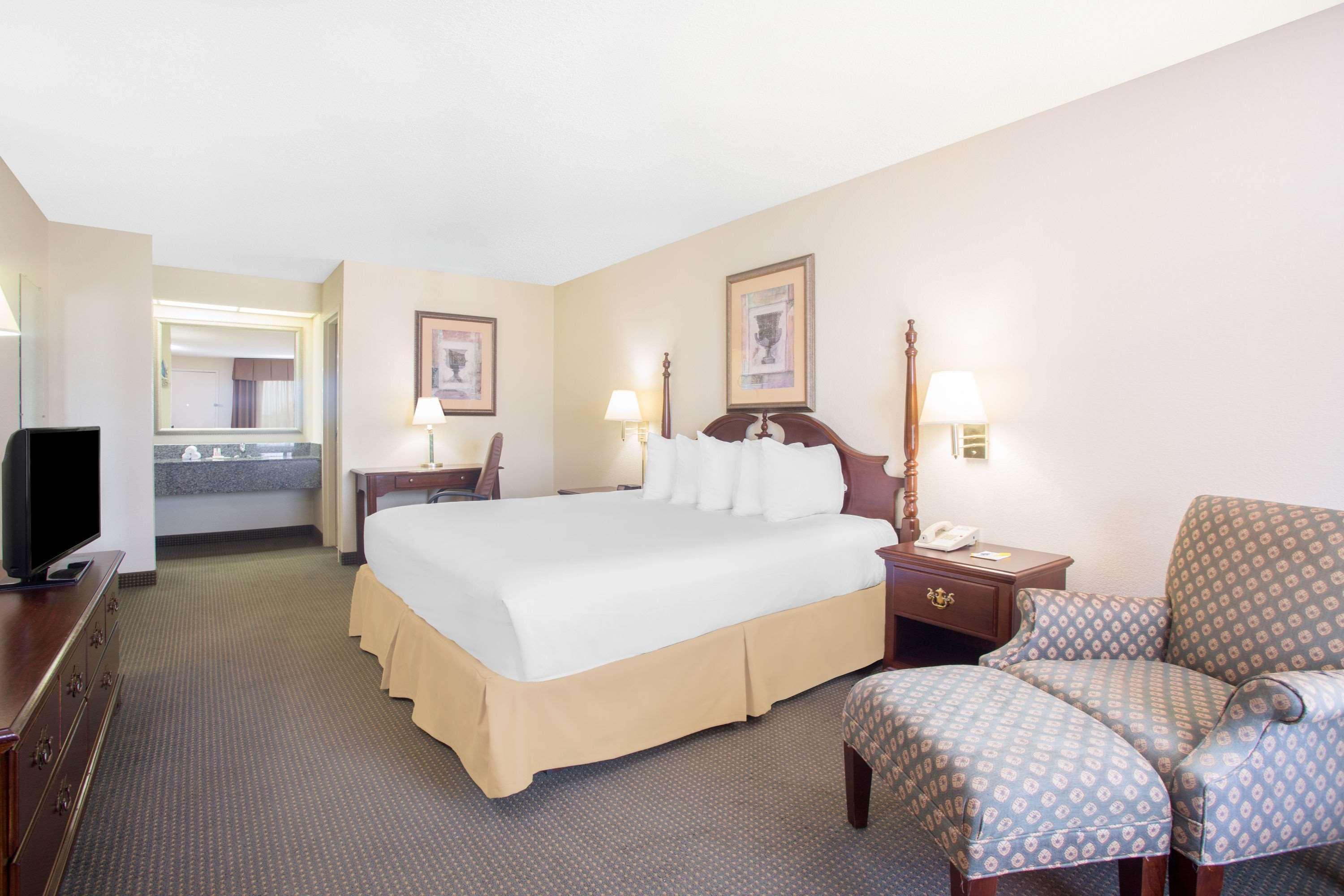 Days Inn By Wyndham Metter Exteriér fotografie